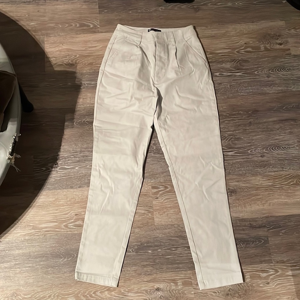 NWOT- ASOS Men’s Chino Pants